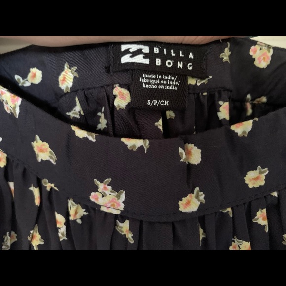 Billabong Longsleeve - Picture 3 of 7